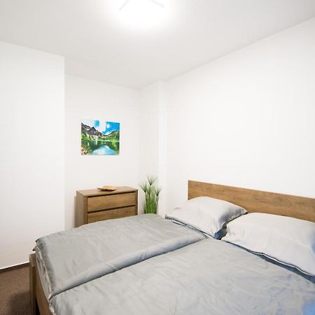Galeria Apartments Deménvölgy Kültér fotó
