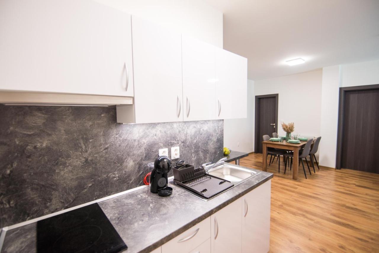 Galeria Apartments Deménvölgy Kültér fotó