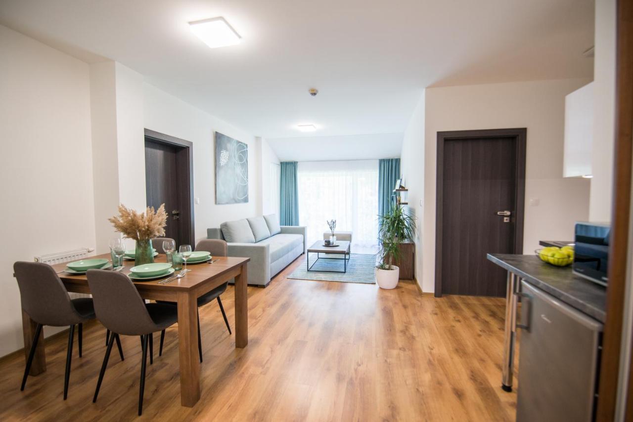 Galeria Apartments Deménvölgy Kültér fotó