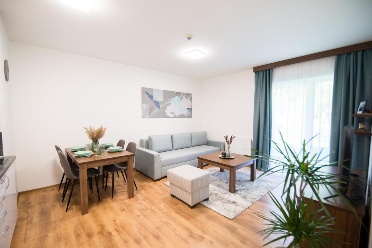 Galeria Apartments Deménvölgy Kültér fotó