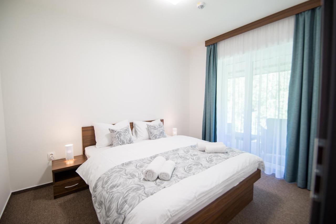 Galeria Apartments Deménvölgy Kültér fotó