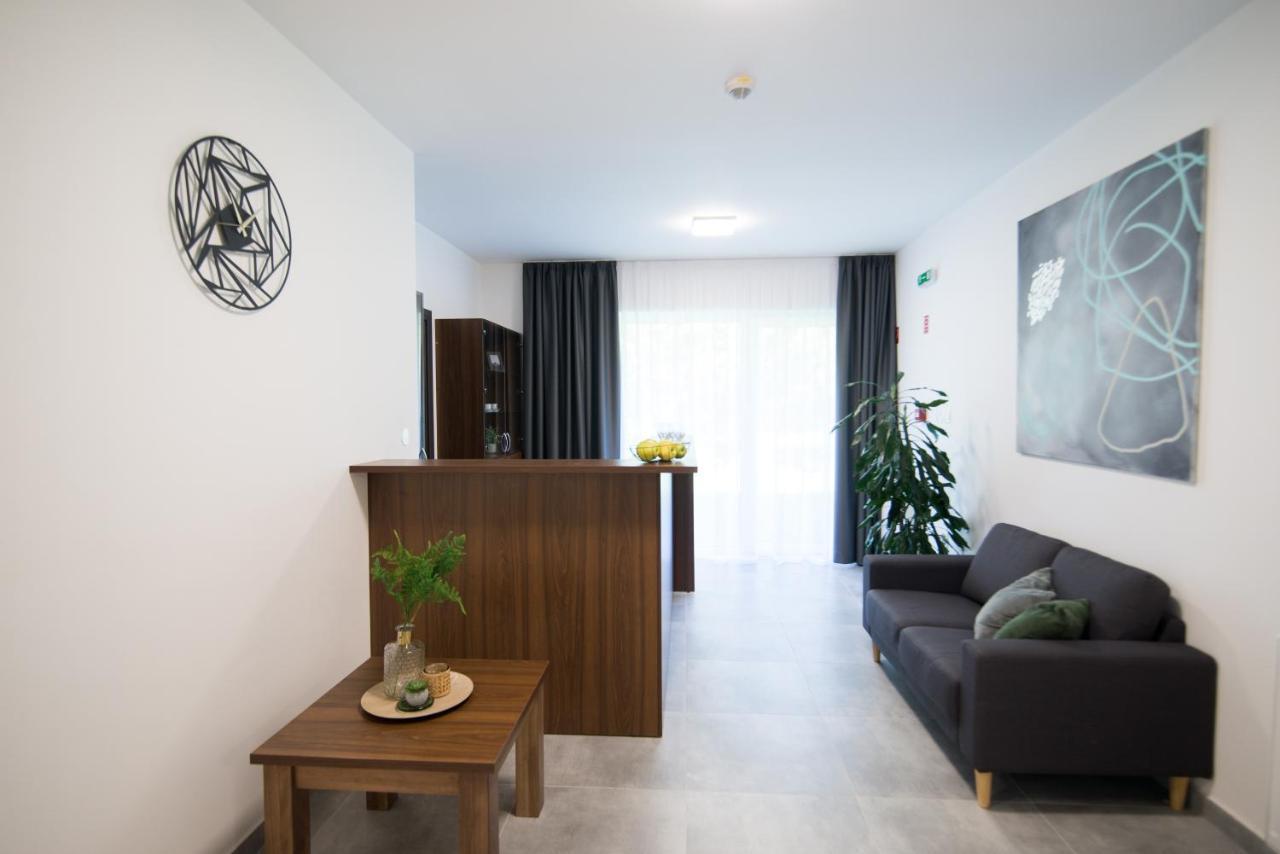 Galeria Apartments Deménvölgy Kültér fotó