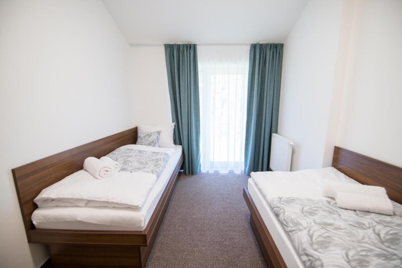 Galeria Apartments Deménvölgy Kültér fotó