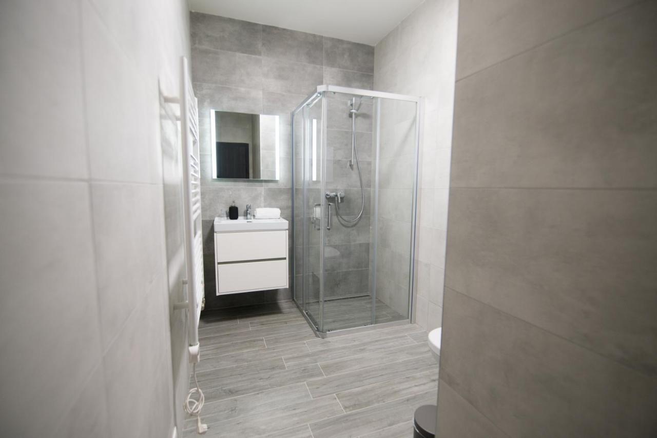 Galeria Apartments Deménvölgy Kültér fotó