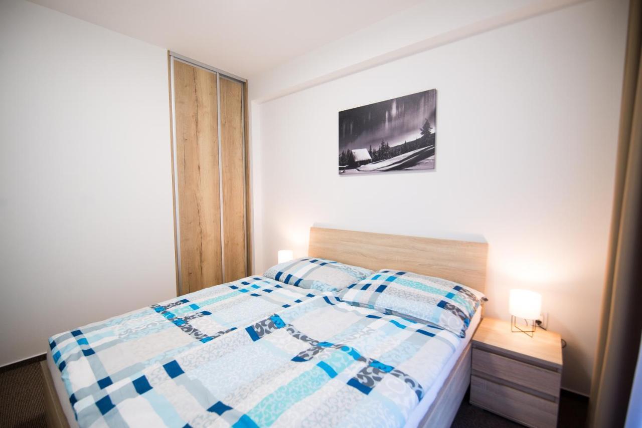 Galeria Apartments Deménvölgy Kültér fotó